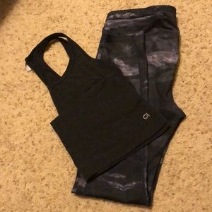Quality GapFit workout outfit- leggings and tank!